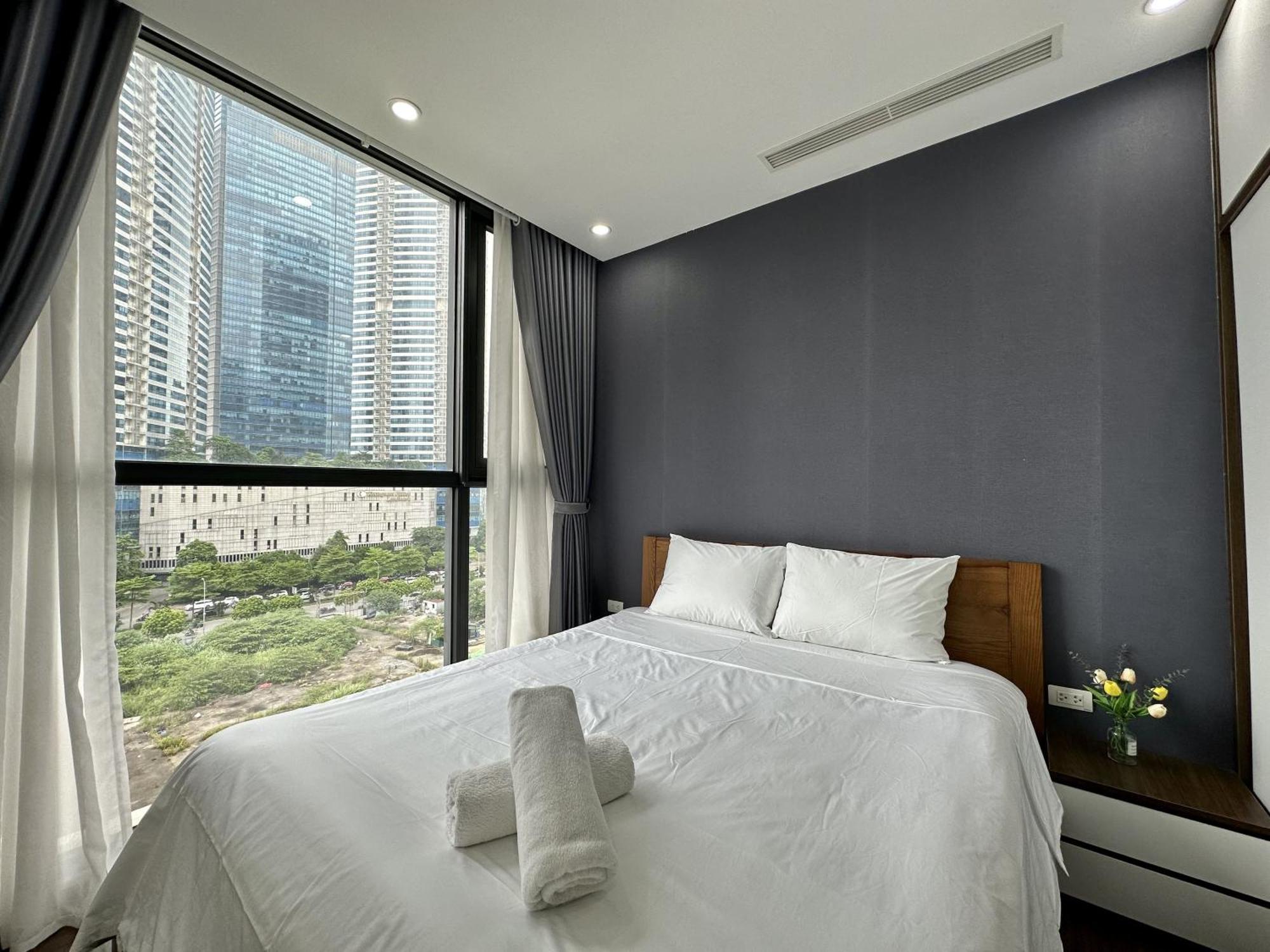 Apartment Vinhomes Skylake By Emily In Town *