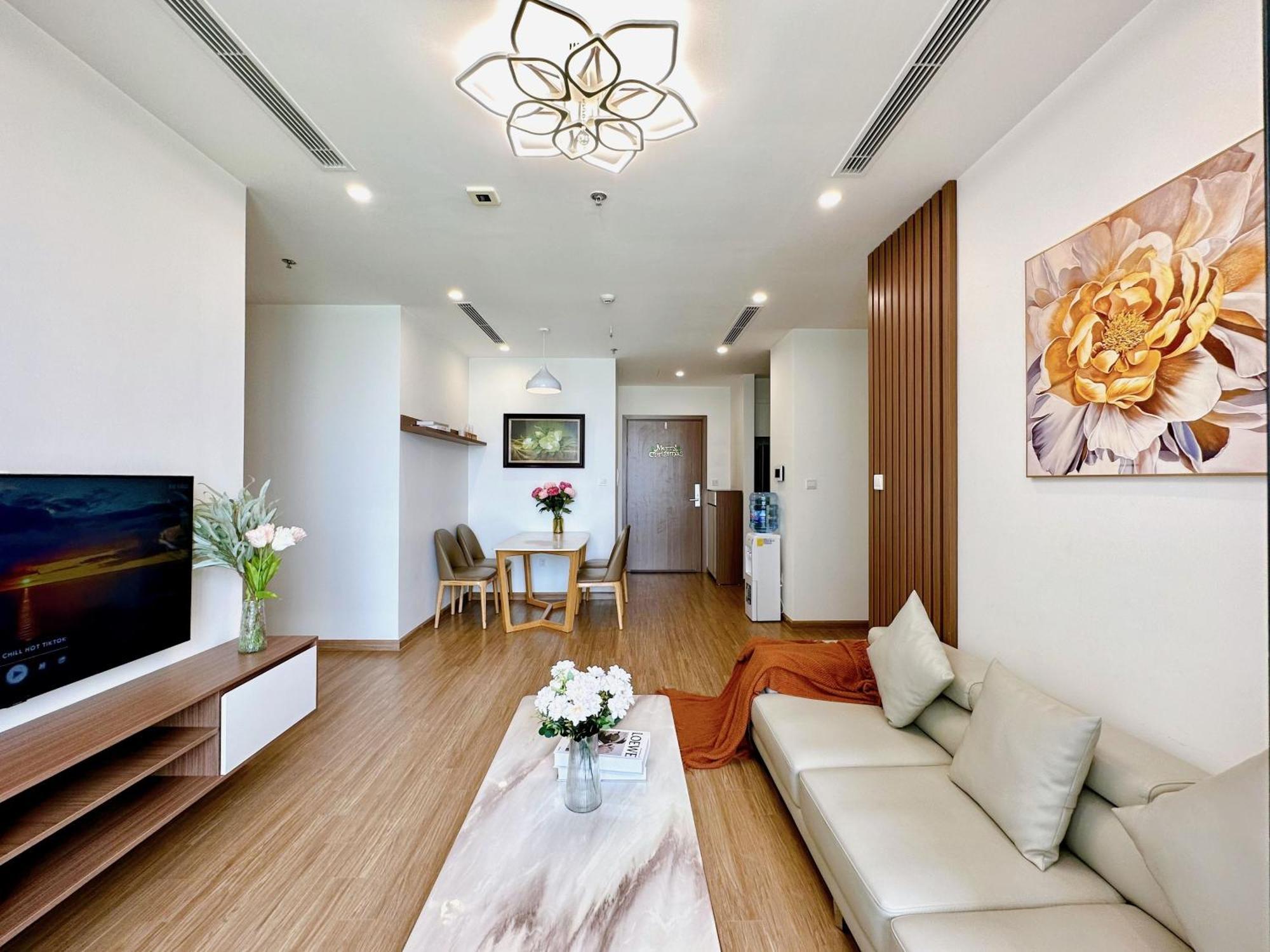 Căn hộ Vinhomes Skylake By Emily In Town *