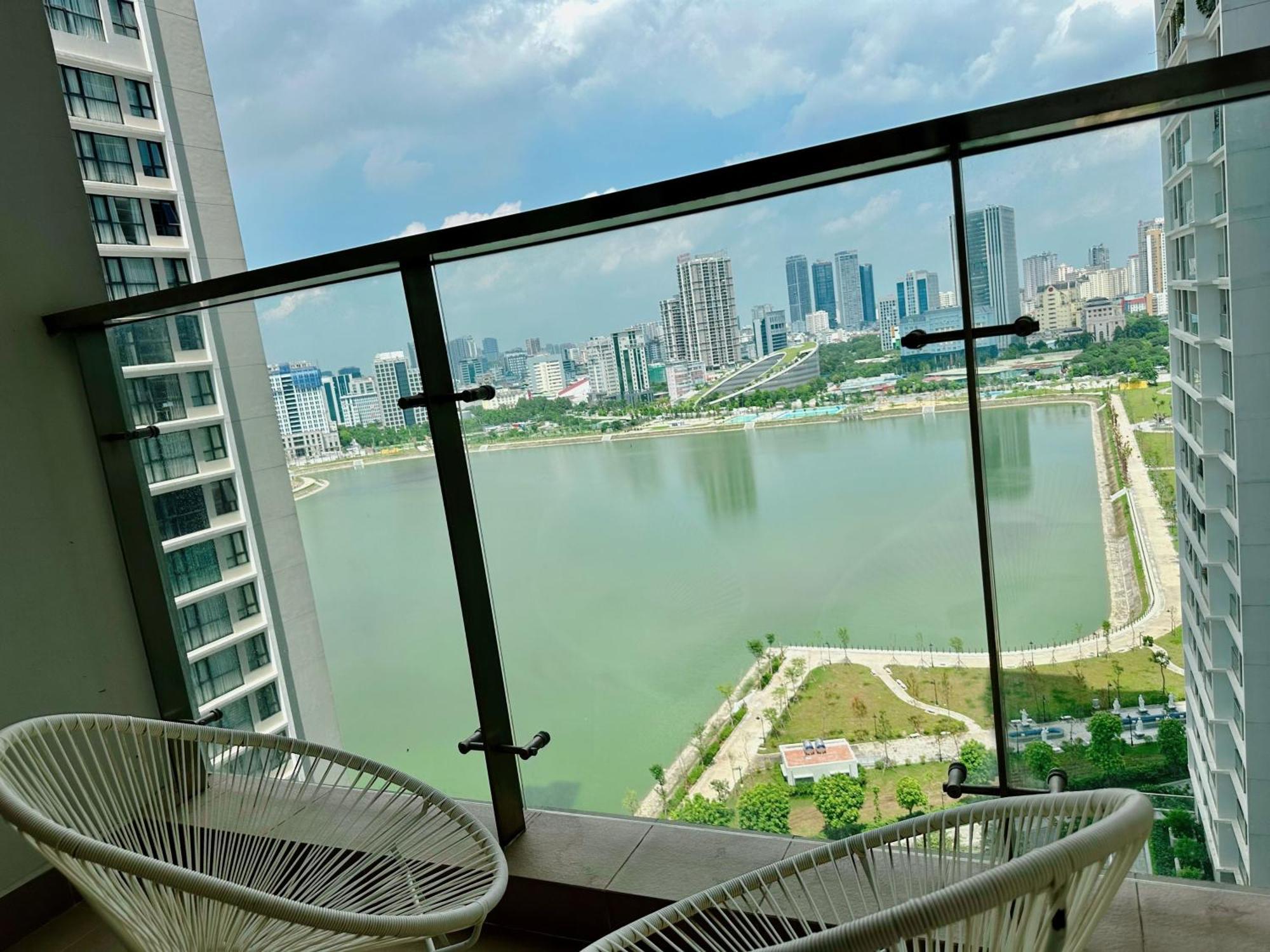 Căn hộ Vinhomes Skylake By Emily In Town *