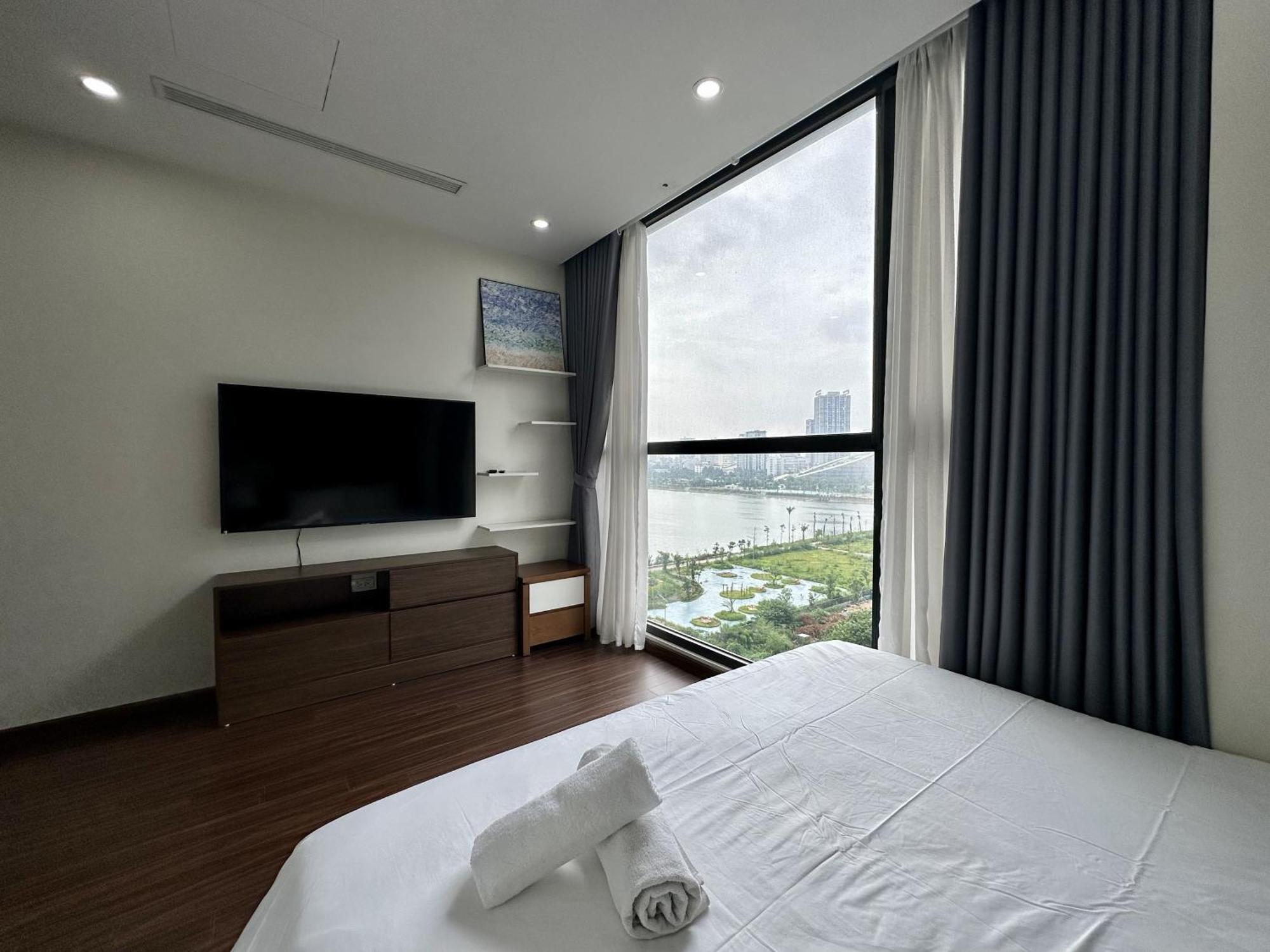 Căn hộ Vinhomes Skylake By Emily In Town